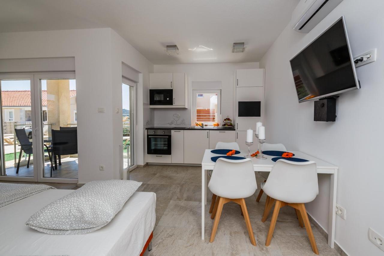 Olea Apartment *